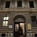 Hostel Opera Ljubljana