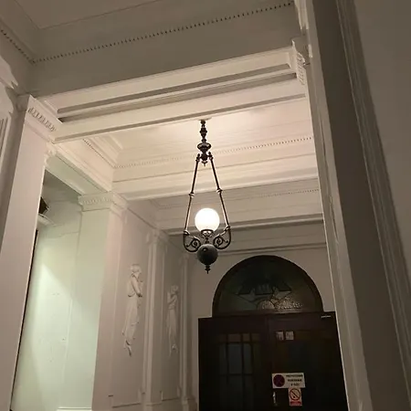 Opera ホステル リュブリャナ